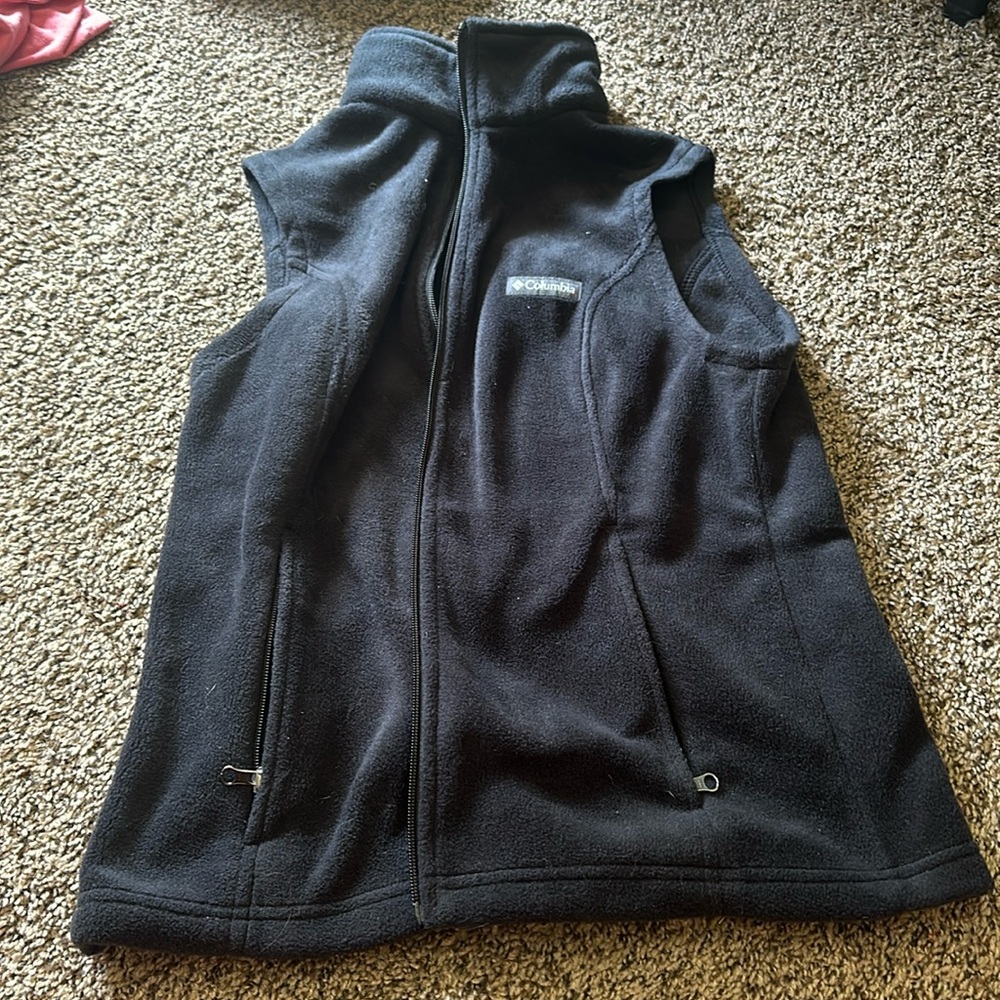Columbia vest